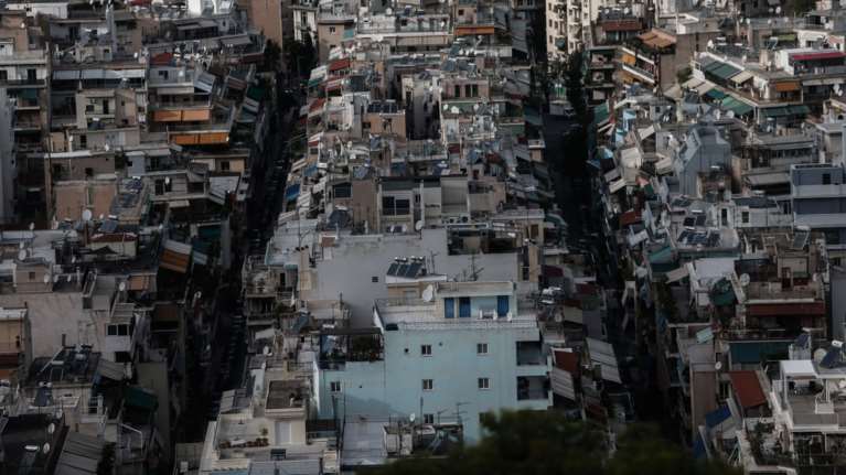 Το νέο τοπίο στην αγορά ακινήτων μετά τις αλλαγές στην Golden Visa - Οι περιοχές &quot;μαγνήτης&quot; για τους ξένους επενδυτές