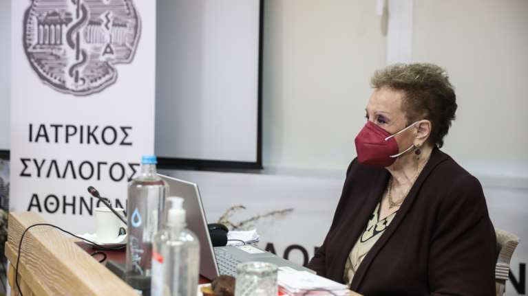 Ελένη Γιαμαρέλλου: Όσοι νόσησαν μετά την τρίτη δόση δε χρειάζεται να κάνουν την τέταρτη