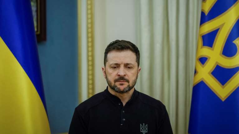 Ουκρανία: Ο Ζελένσκι αποδοκιμάζει την απουσία αμερικανικής &quot;απάντησης&quot; στην &quot;άρνηση&quot; του Πούτιν για μια πλήρη κατάπαυση του πυρός