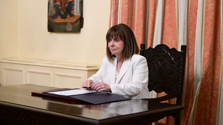 Συλλυπητήριο μήνυμα Σακελλαροπούλου σε Ερντογάν για την τραγωδία στο χιονοδρομικό κέντρο