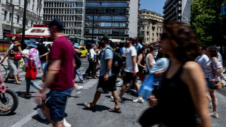 Κορονοϊός: 3.641 νέα κρούσματα 16 νεκροί καΙ 125 διασωληνωμένοι