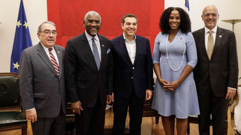 Δυσφορία Τσίπρα για Τουρκία, F-16 και Eastmed: Τι είπε στον πρόεδρο Επιτροπής Εξωτερικών του Κογκρέσου