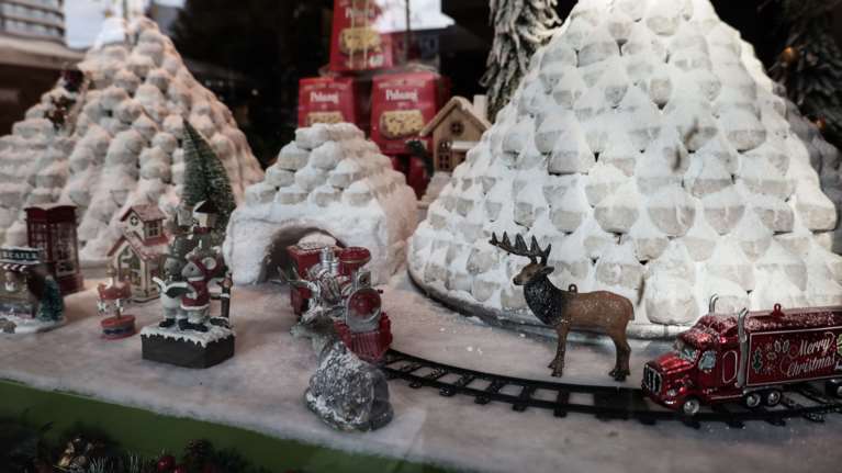 Πρεμιέρα για το "Καλάθι των Χριστουγέννων": Τι περιλαμβάνει - Οι 6 νέες κατηγορίες