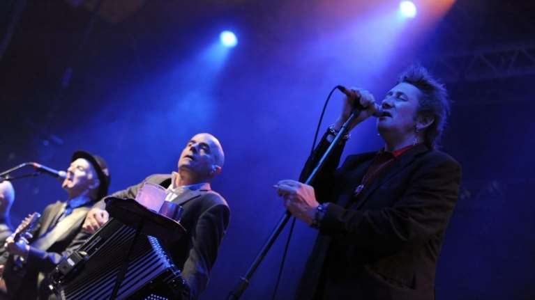 Πέθανε στα 65 του ο Σέιν ΜακΓκόουαν - Τραγουδιστής του πανκ συγκροτήματος &quot;The Pogues&quot;