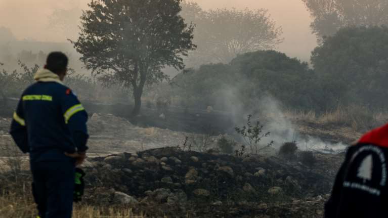 Κορωπί: Οριοθετήθηκε η φωτιά στην Αγία Μαρίνα