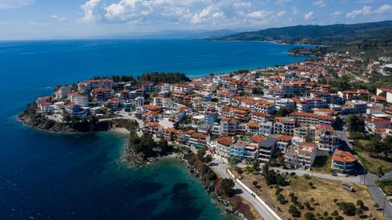 Χαλκιδική: Ο ξενοδόχος παραδέχτηκε ότι βιντεοσκοπούσε τους ενοικιαστές του - Λέει ότι τους κατέγραφε για προσωπική χρήση