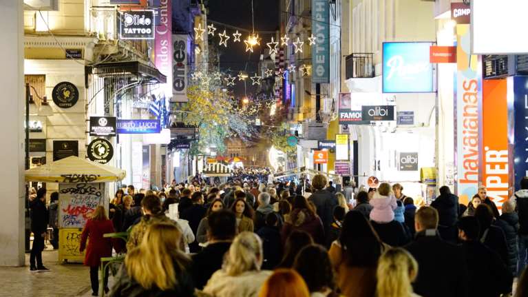 Σε έξαρση ο κορονοϊός: Μεγάλη πίεση στα νοσοκομεία, σε 3 εβδομάδες η κορύφωση των κρουσμάτων [βίντεο]