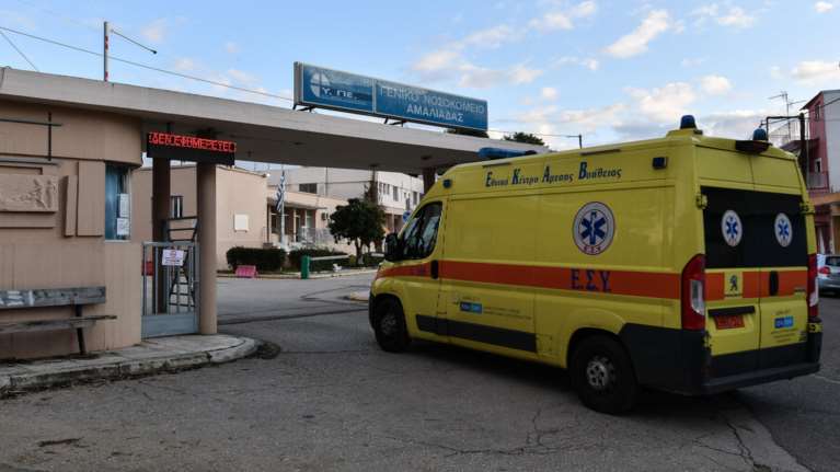 Αμαλιάδα: Επεσε ξύλο σε live γνωστού traper - Ενας νεαρός σοβαρά τραυματίας