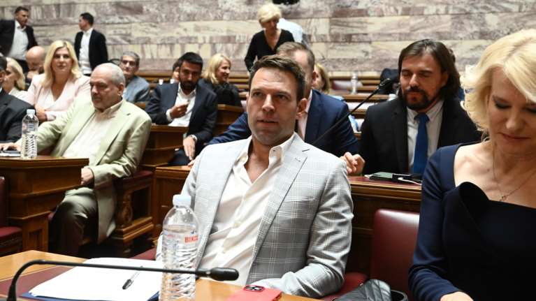 ΠΡΩΤ.Α. ΣΥΡΙΖΑ: Ο Στέφανος Κασσελάκης δεν μπορεί να είναι πρόεδρος αριστερού κόμματος - Να παραιτηθεί