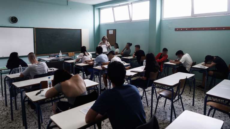 Πανελλήνιες 2023: Με Ιστορία, Φυσική και Οικονομία πέφτει η αυλαία για τους υποψηφίους των ΓΕΛ