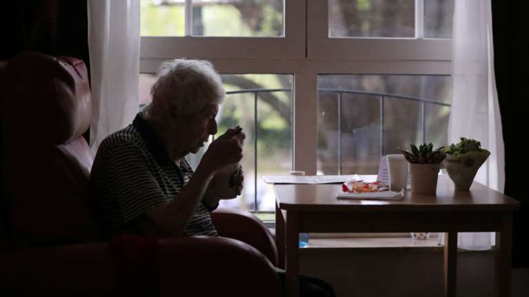 Θεσσαλονίκη: Τουλάχιστον 30 κρούσματα σε γηροκομείο - Είναι όλοι εμβολιασμένοι και έχουν ήπια συμπτώματα