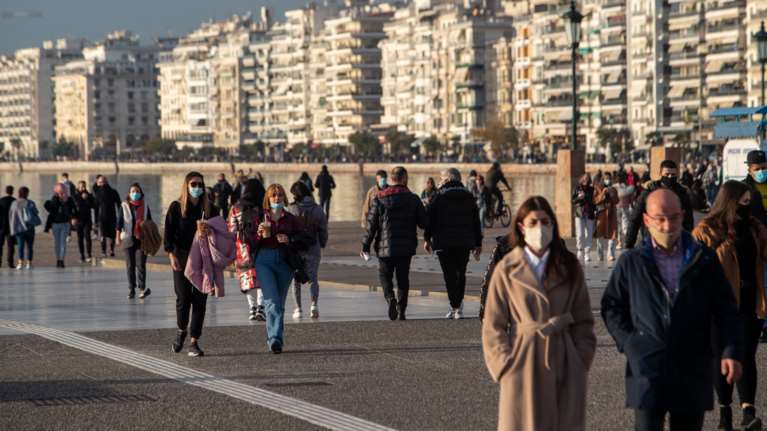 &quot;Πράσινη&quot; η Θεσσαλονίκη: Σε χαμηλά επίπεδα το ιικό φορτίο του κορονοϊού στα λύματα - Όλα δείχνουν άρση μέτρων