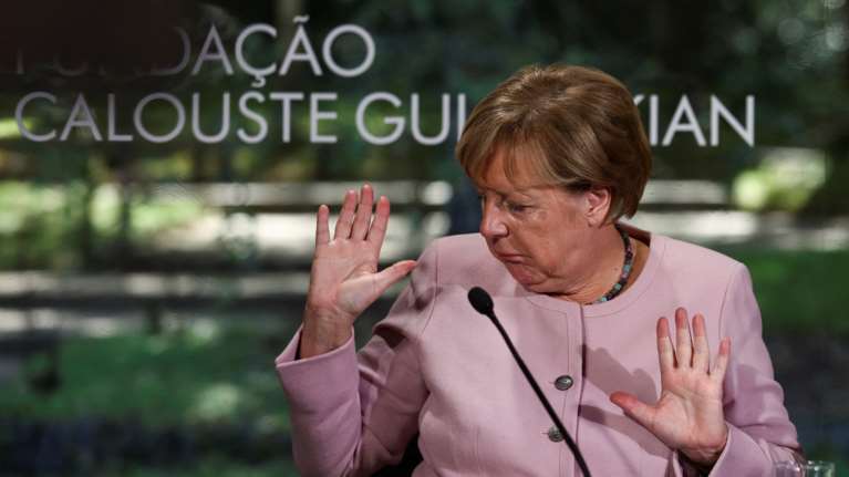 Μέρκελ: Δεν μετανιώνω που αγοράζαμε φυσικό αέριο από τη Ρωσία - Τότε ήταν φθηνότερο από το LNG