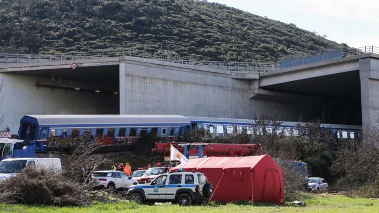 Τραγωδία στα Τέμπη: Από τους 57 νεκρούς οι 5 θα μπορούσαν να σωθούν, λέει πραγματογνώμονας