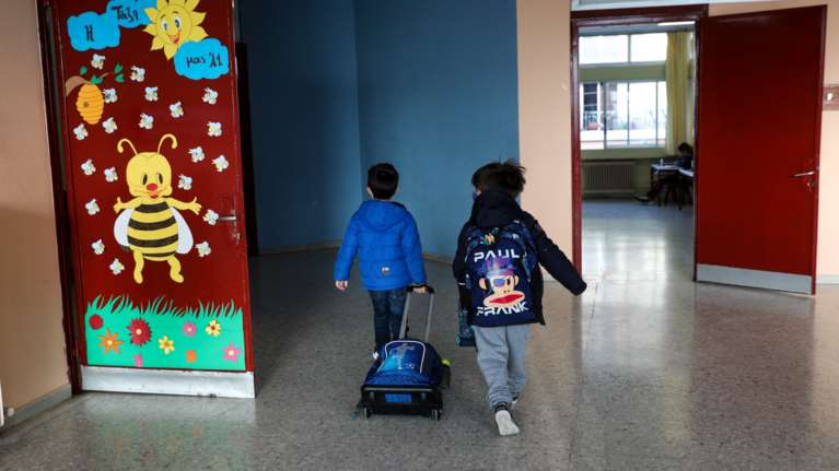 Βασιλακόπουλος: Δεν θα υπάρξει ασφάλεια με το άνοιγμα των σχολείων - Θα επιδεινωθεί η κατάσταση [βίντεο]