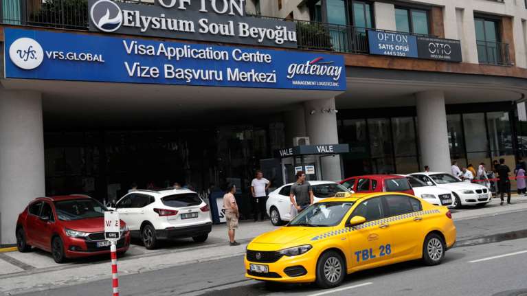 Τουρκία: Ένοπλος τραυμάτισε δύο αστυνομικούς στην Κωνσταντινούπολη