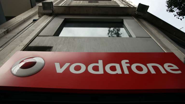 Προβλήματα στο δίκτυο της Vodafone: Η ανακοίνωση της εταιρείας για internet και τηλεφωνία