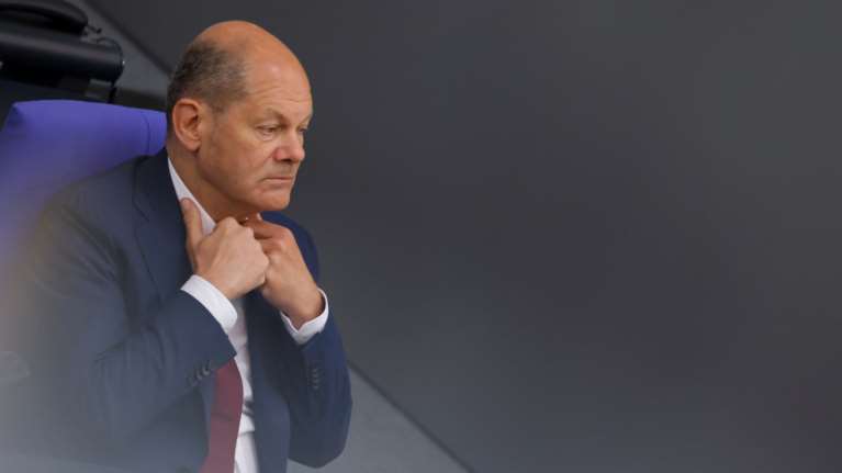 Στην Αθήνα ο Σολτς: Ελληνοτουρκικά και εξοπλιστικά στην ατζέντα - Συνάντηση με Μητσοτάκη και μήνυμα στην Άγκυρα