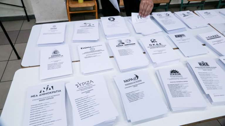 Ρόδος: 47χρονος ήθελε να παραλάβει μόνο ψηφοδέλτιο του ΠΑΣΟΚ και... έβρισε την εφορευτική επιτροπή