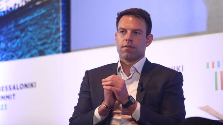 Τρολάρουν τον &quot;Πώποτα Κασσελάκη&quot; για την &quot;παλιά νοικοκυρεμένη Ελλάδα&quot; - &quot;Τέρμα τα μπάχαλα σύντροφοι&quot;, λέει η Ομάδα Αλήθειας