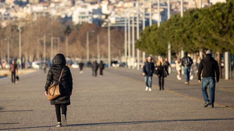 Καιρός: Οι Αλκυονίδες φέρνουν λιακάδα και 20 βαθμούς στην καρδιά του χειμώνα - Πόσο θα διαρκέσουν