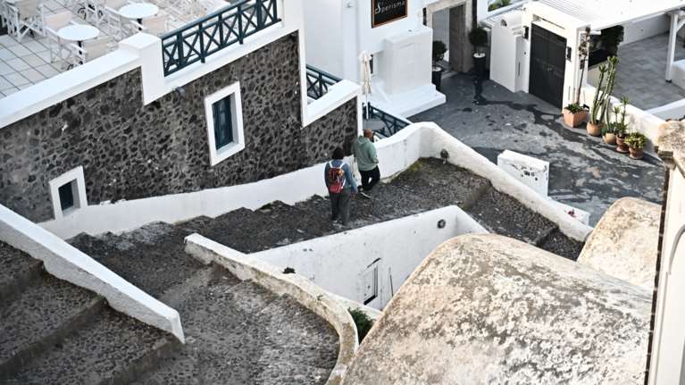 Διαφωνεί Τούρκος καθηγητής Γεωλογίας με τους Ελληνες ειδικούς: Οι σεισμοί στις Κυκλάδες είναι ηφαιστειακοί και όχι τεκτονικοί