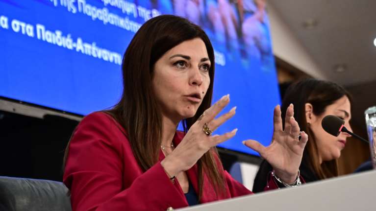 Ζαχαράκη: Μέσα στην εβδομάδα θα ανοίξουν ξανά τα σχολεία στα Βορίζια - &quot;Αν χρειαστεί θα πάω κι εγώ&quot; [βίντεο]