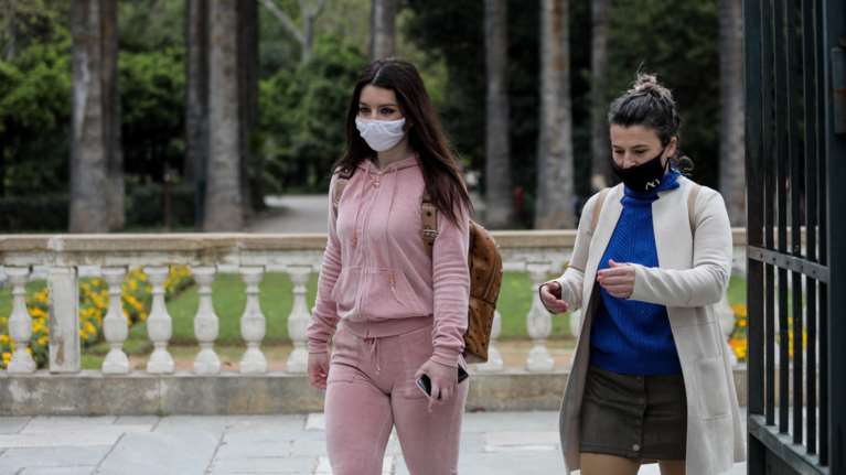 Κορονοϊός: 675 νέα κρούσματα στην Αττική, 216 στη Θεσσαλονίκη - Στα ύψη το κέντρο της Αθήνας