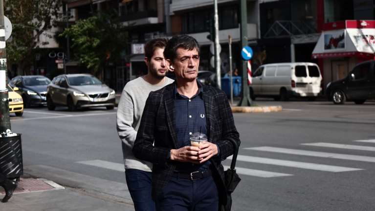 Ο Καρανίκας στηρίζει Κασσελάκη για τις Σπέτσες: Δεν μας είπαν οι αποστάτες γιατί ενοχλούνται - Δικά του λεφτά ξοδεύει