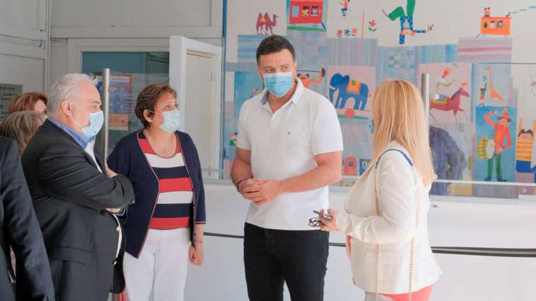 Κορονοϊός - Κικίλιας: Αυξάνουμε τις ΜΕΘ - Τι είπε για τους διασωληνωμένους