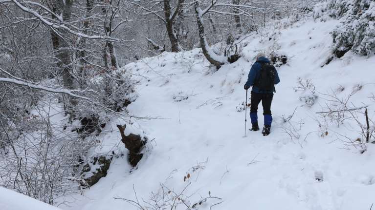 Κακοκαιρία 48 ωρών με κρύο, χιόνια και βροχές - Στα λευκά πολλές περιοχές - Χιόνια και στα βουνά της Αττικής