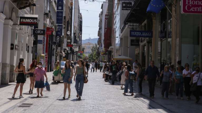 Κορονοϊός: Εκτοξεύθηκαν στα 20.084 τα νέα κρούσματα - 3.664 επαναλοιμώξεις, 16 θάνατοι και 95 διασωληνωμένοι