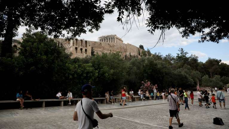 Διαβάστε την ανάλυση του Guardian για την Ελλάδα που θύμωσε τον Μητσοτάκη- Τον αποκάλεσε &quot;ΕφΣυν της Βρετανίας&quot;