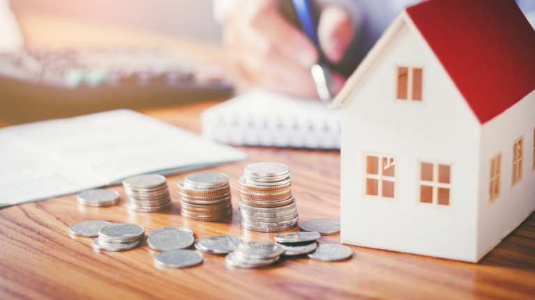 Πόσα θα πληρώνουμε για τη δόση του στεγαστικού μας δανείου μέχρι το τέλος του χρόνου - Προς πάγωμα των επιτοκίων