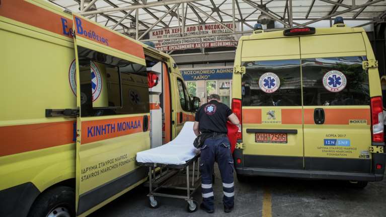 Αδιανόητο: Τραυματιοφορέας νοσοκομείου ενημέρωνε γραφείο τελετών για το ποιοι ασθενείς είναι έτοιμοι να πεθάνουν