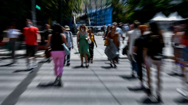 Κατάργηση εισφοράς αλληλεγγύης: Πόσο αυξάνονται μισθοί και συντάξεις - Αναλυτικά παραδείγματα