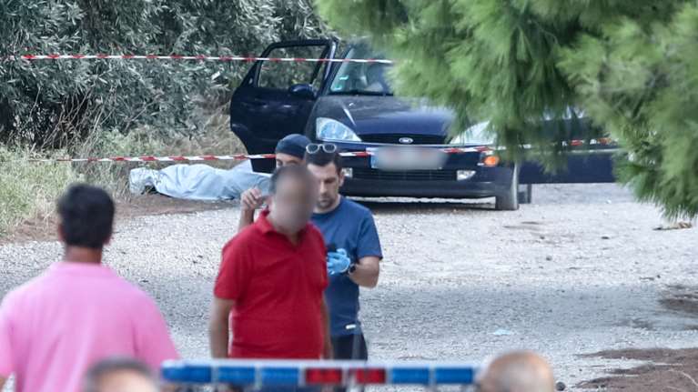 Μακελειό στη Λούτσα: Έξι νεκροί από πυροβολισμούς - Ξεκαθάρισμα λογαριασμών "βλέπει" η ΕΛΑΣ