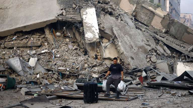 Κόλαση πολέμου στη Μέση Ανατολή: Τουλάχιστον χίλιοι οι νεκροί Ισραηλινοί και Παλαιστίνιοι