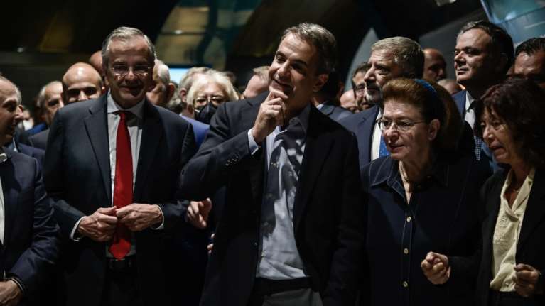 "Χαίρομαι που είσαι σήμερα εδώ Αντώνη": Το παρασκήνιο για την παρουσία Σαμαρά στο Μετρό Πειραιά