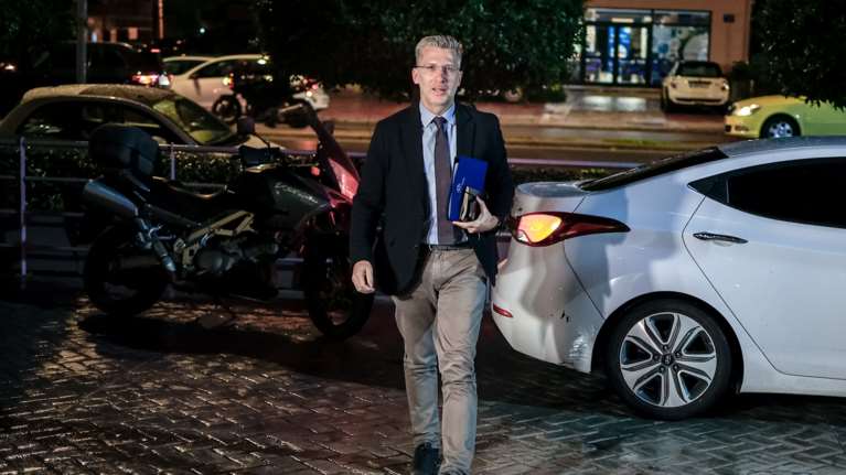 &quot;Φροντιστήριο&quot; Σκέρτσου στους βουλευτές της ΝΔ για τον γάμο των ομόφυλων ζευγαριών - Ποιοι διαφωνούν, ποιοι το σκέφτονται