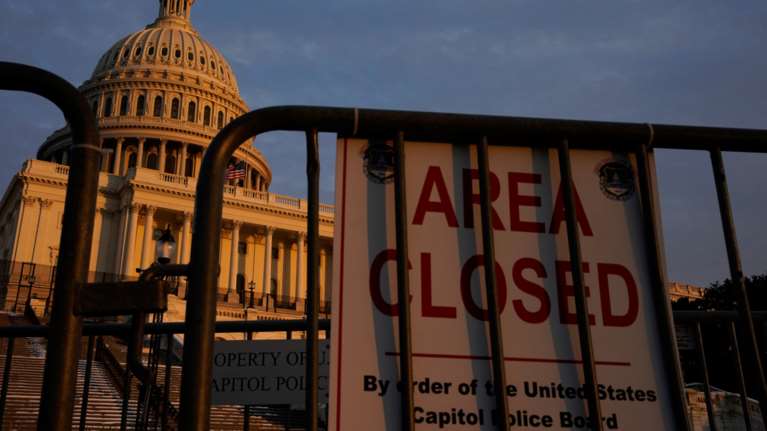 Συναγερμός στο Καπιτώλιο των ΗΠΑ: Aναφορές για ένοπλο σε κτίριο της Γερουσίας - Δεν βρέθηκε ύποπτος ούτε τραυματίες