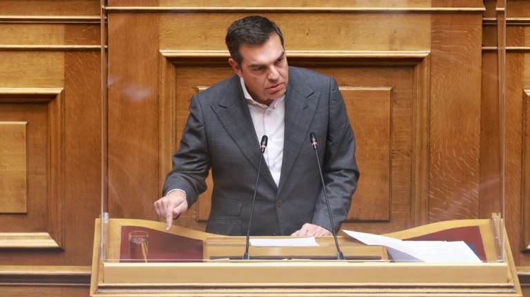 Πρόταση δυσπιστίας κατέθεσε ο Αλέξης Τσίπρας- Αποκάλυψε ποιοι ήταν οι 6 που παρακολουθούσε η ΕΥΠ