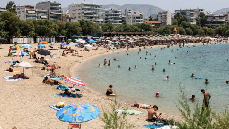 Καιρός: Καταφτάνει ο πρώτος αφρικανικός καύσωνας του καλοκαιριού - Εως και 42 βαθμούς Κελσίου θα φτάσει ο υδράργυρος