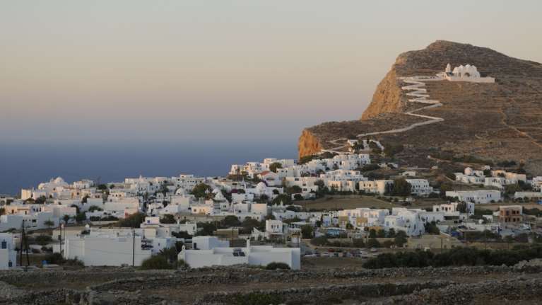 Τα δύο ελληνικά νησιά που εξυμνεί ο γαλλικός Τύπος: Τα αφιερώματα από &quot;Le Figaro&quot; και &quot;Le Parisien&quot;