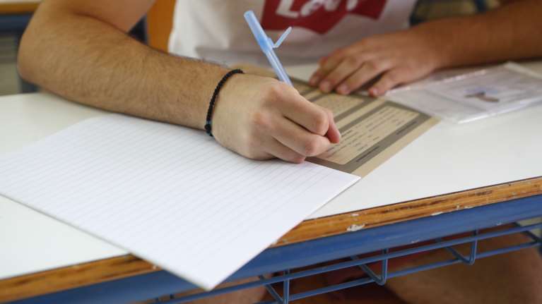 Πανελλήνιες 2024: Απαντήσεις και σχόλια στα θέματα Αρχαίων, Μαθηματικών και Βιολογίας
