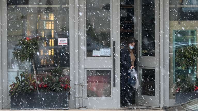 Κακοκαιρία &quot;Μπιάνκα&quot; - Κολυδάς: Πότε και πού θα &quot;χτυπήσει&quot; με καταιγίδες, χιόνια και τσουχτερό κρύο [χάρτες]