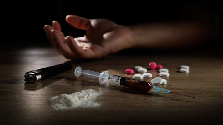 Πέθανε η 16χρονη που νοσηλευόταν στη ΜΕΘ μετά το φονικό κοκτέιλ ναρκωτικών