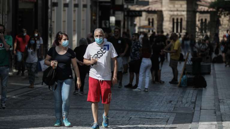 Κορονοϊός: Γιατί δεν χρειάζεται να γίνει τώρα υποχρεωτική η μάσκα - Η εξήγηση Μαγιορκίνη