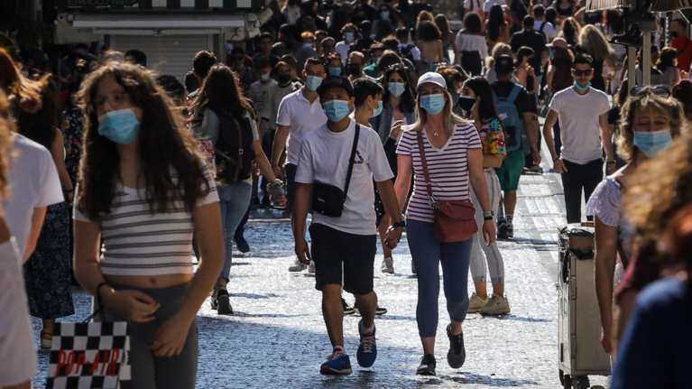 Συνεδριάζουν οι λοιμωξιολόγοι: Ανακοινώσεις για τα κρούσματα της μετάλλαξης Δέλτα στην Ελλάδα και τον εμβολιασμό των εφήβων