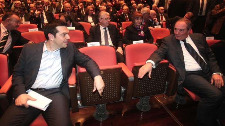 Η &quot;ειδική&quot; σχέση του Κώστα Καραμανλή με τον  Αλέξη Τσίπρα και τον ΣΥΡΙΖΑ - Αλήθεια ή θεωρία συνωμοσίας;